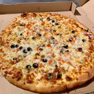 12" BBQ Chicken Pizza